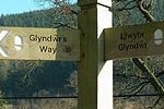 Picture of a sign for Glyndwrs Way Walk, click the image for more information including nearby attractions and accommdodation to the Glyndwrs Way Walk